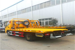 牙克石附近拖车救援搭电